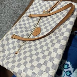 Louis vuition bag